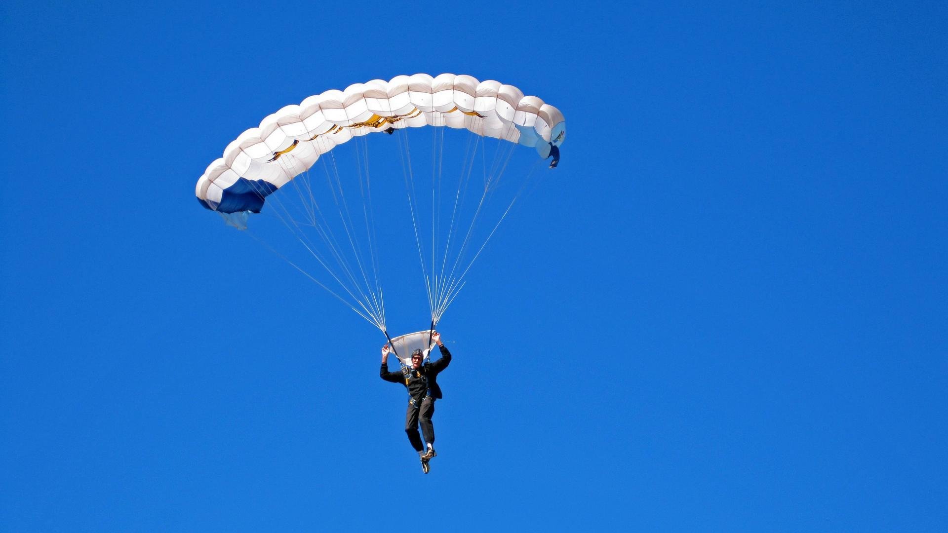 开云体育网页版-LOL S16版本提前引争议玩家直呼：今年世界赛很可能乱杀，英雄联盟世界赛16强